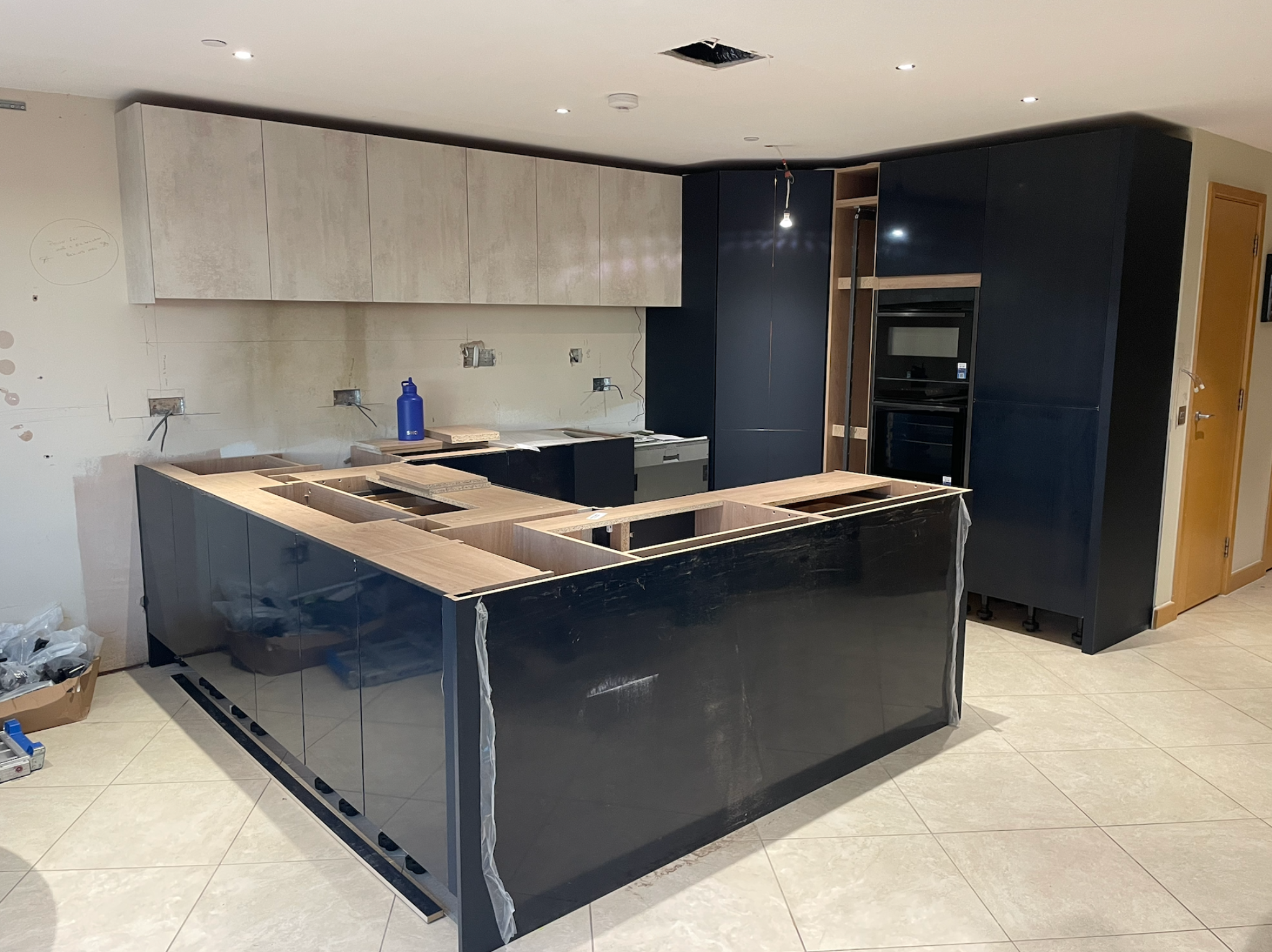 Fitted bedroom wardrobes